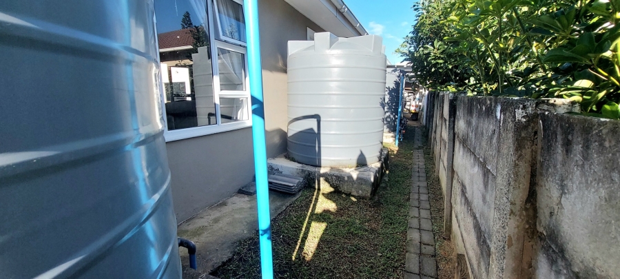 3 Bedroom Property for Sale in Sunrise On Sea Eastern Cape